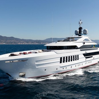 Vida yacht exterior 5