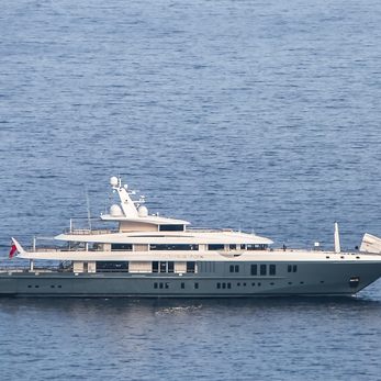 Dytan yacht exterior 5