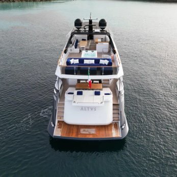 ALTVS yacht exterior 5