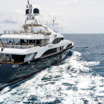 Seascape V yacht exterior 5