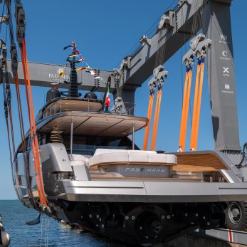 Fast Naan yacht exterior 5