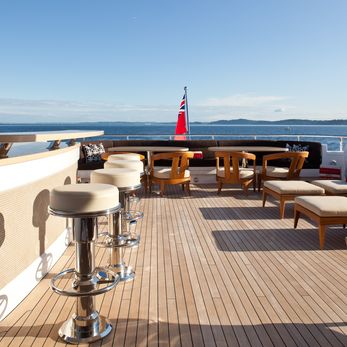 HH Noverra yacht exterior 3