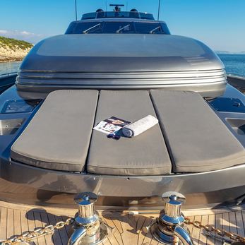 Summer Fun yacht exterior 2