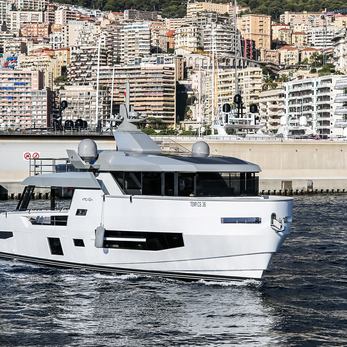 Acqua Chiara yacht exterior 4