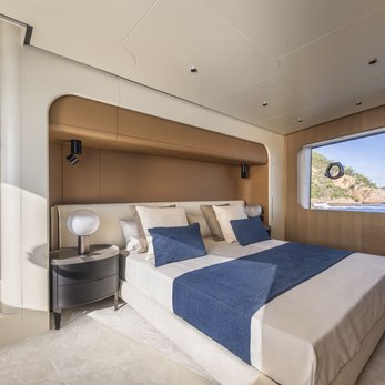 Arga yacht interior 2
