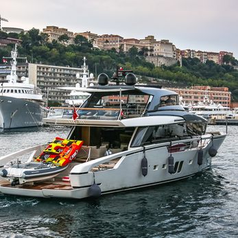 Lisi III yacht exterior 3