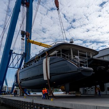 Ipharra II yacht exterior 5