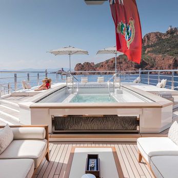 Shodan yacht exterior 2