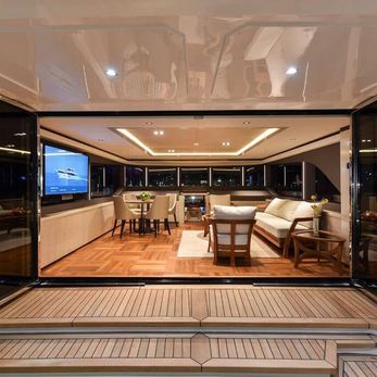 Nahar yacht interior 4