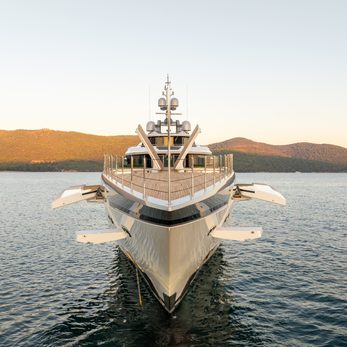 Al Reem yacht exterior 2