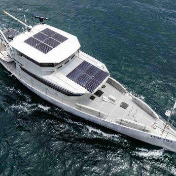 Ugly Betty yacht exterior 3