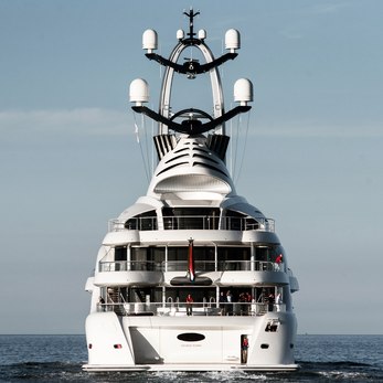 Anna yacht exterior 3