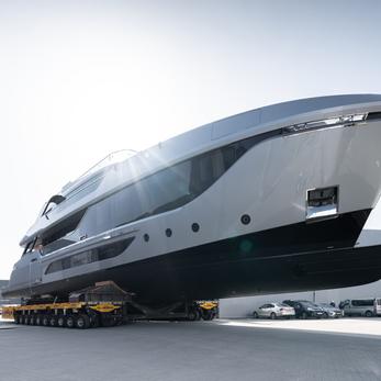 Shine yacht exterior 3