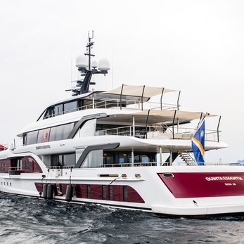 Quinta Essentia yacht exterior 2