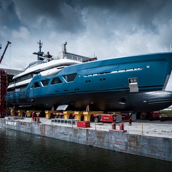 Amels 60/06 yacht exterior 4