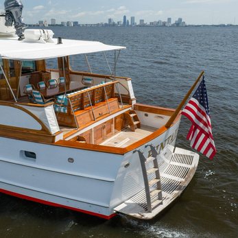 Pintail yacht exterior 101