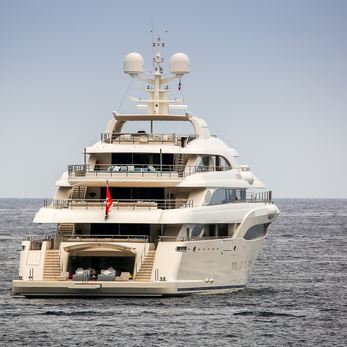 O'Ptasia yacht exterior 5