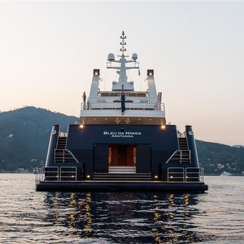Bleu De Nimes yacht exterior 5