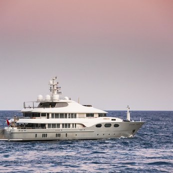 Fortunate Sun yacht exterior 3