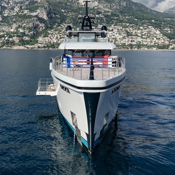 Serenissima II yacht exterior 5