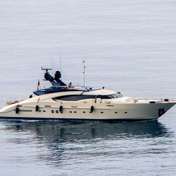 AK Royalty yacht exterior 2