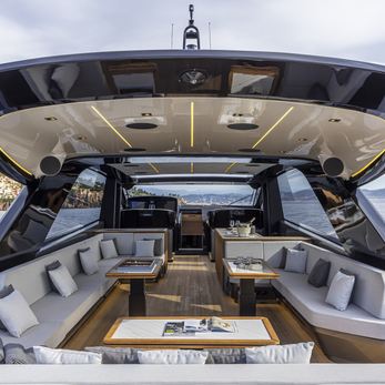 Sexy Me yacht exterior 3