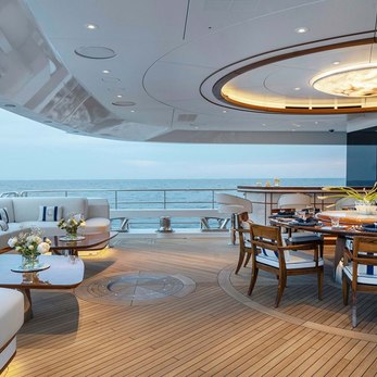 Lusine yacht interior 3