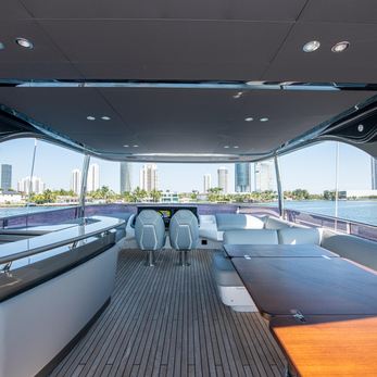 Janie II yacht interior 3