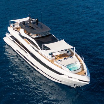 Artemis yacht exterior 3
