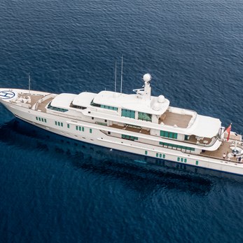 Siran yacht exterior 2