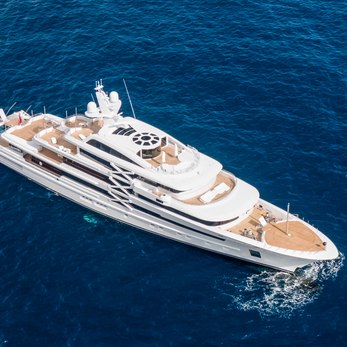 Project X yacht exterior 3