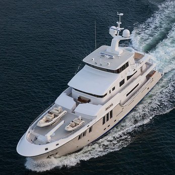 My Aurora yacht exterior 3