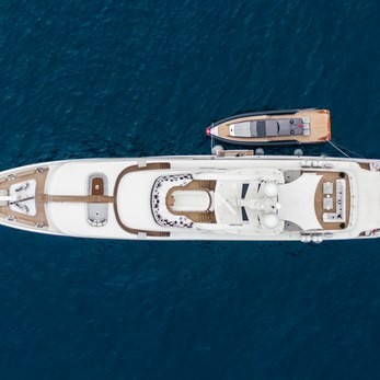 RoMa yacht exterior 8