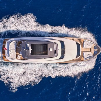 Koko IV yacht exterior 5