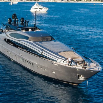 Five yacht exterior 2