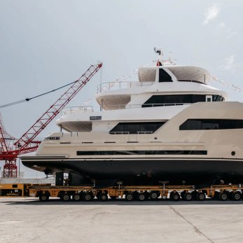 Bering 88 / 01 yacht exterior 3
