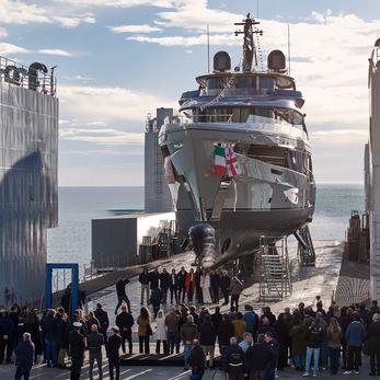 Spribe yacht exterior 3