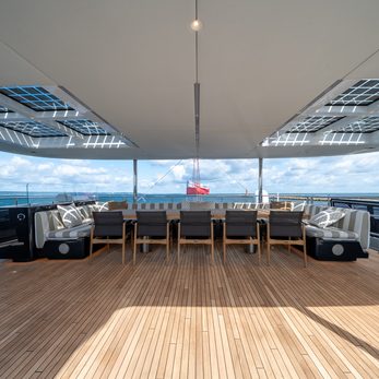 Ipharra yacht exterior 4