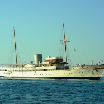 Nahlin yacht exterior 3