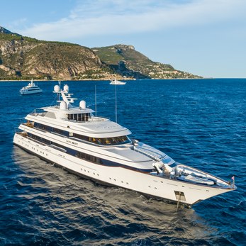 Lady Britt yacht exterior 3