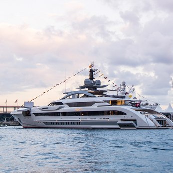 Gaja yacht exterior 4