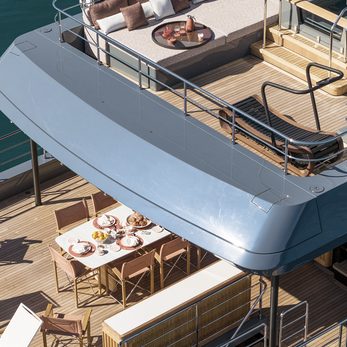 Haze² yacht exterior 4