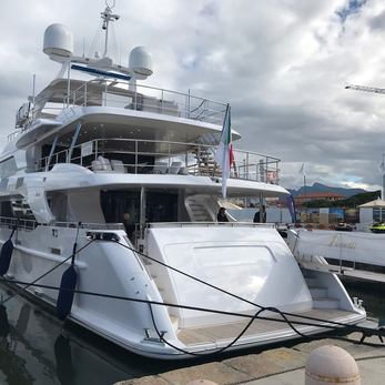 Alegre yacht exterior 5