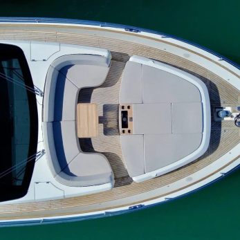 Bionda yacht interior 2