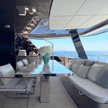 Voltaire yacht interior 3