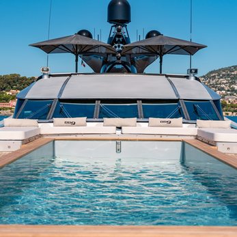 DB9 yacht exterior 2