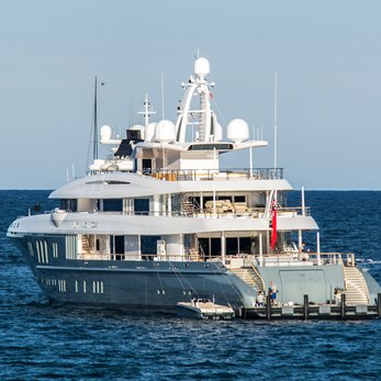 Dytan yacht exterior 2