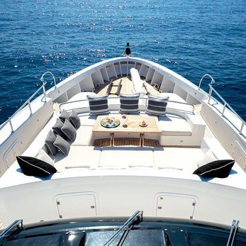 My Way V yacht exterior 4