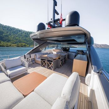 Shaya yacht exterior 4