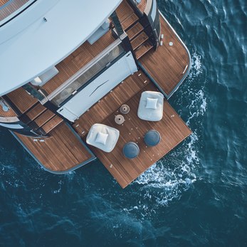 Jakat yacht interior 4